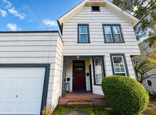 4234 SW View Point Ter APT C, Portland, OR 97239