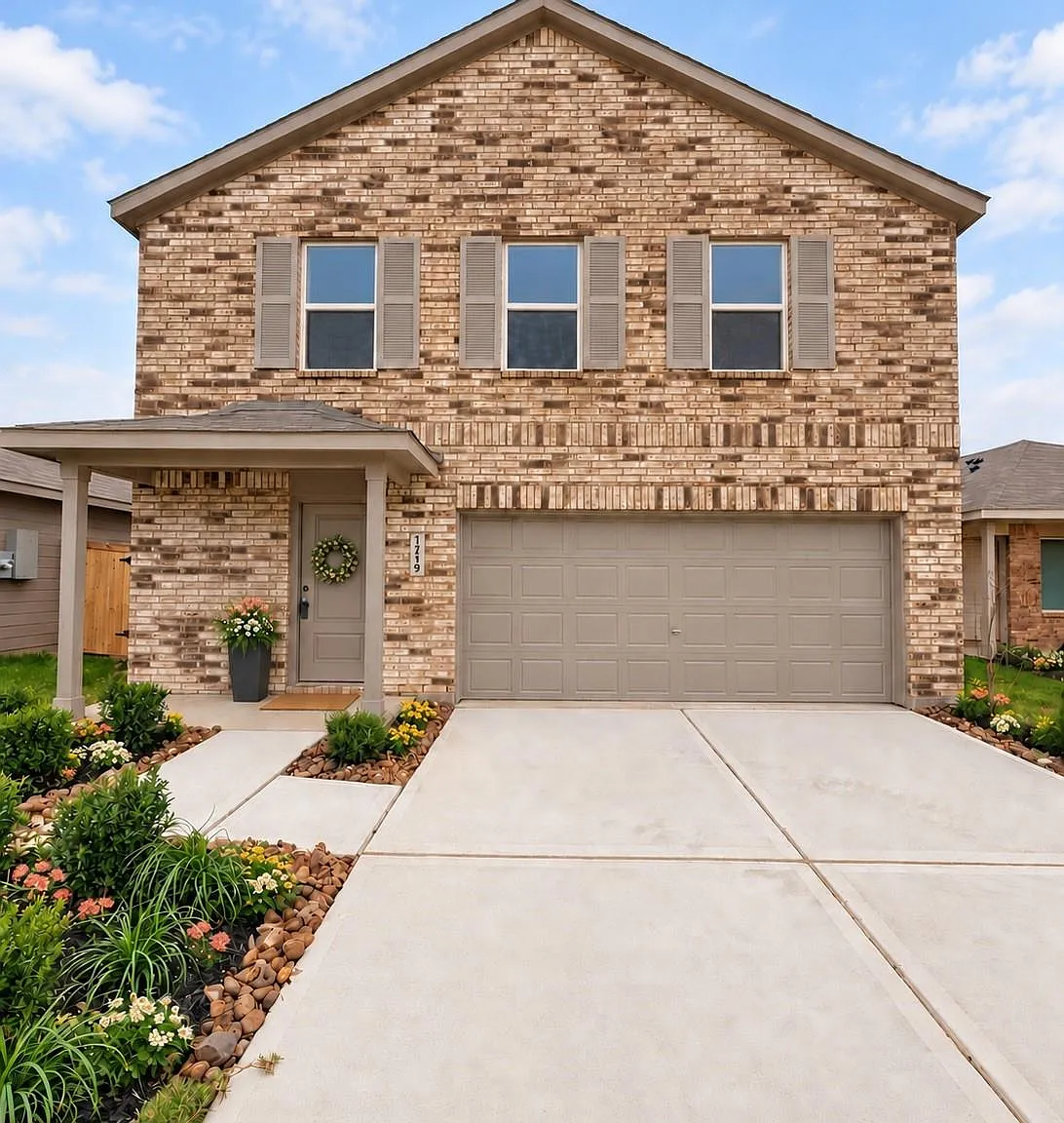 4 bed, 2.5 bath, 1979 sqft, $2,100 — Photo 1