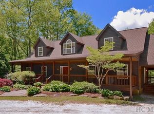 1162 Jody Town Rd, Cashiers, NC 28717