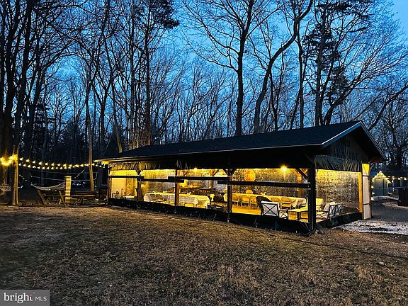 5th image of 1001 New Brooklyn Rd