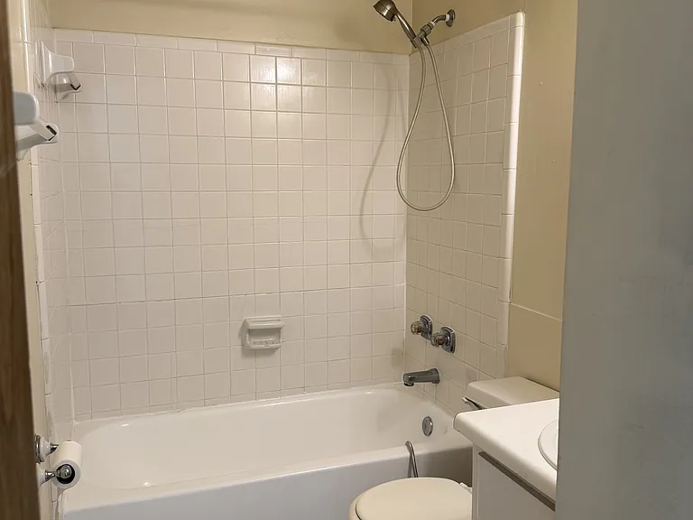 537 NW 30th Ave — Photo 7