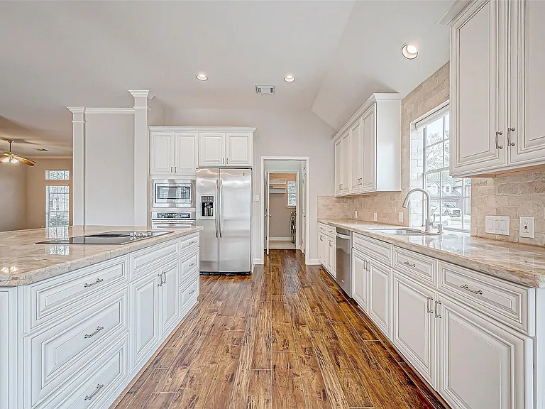 5410 Portage Rock Ln — Photo 15