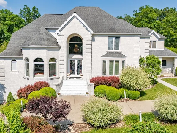 2017 Anna Furnace Cir, Morgantown, WV 26508