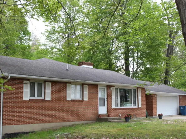 1225 102nd Ave, Plainwell, MI 49080