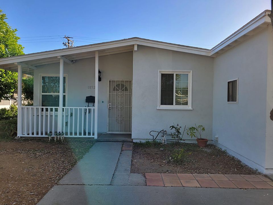 1st image of 1852 E Holly Oak Dr