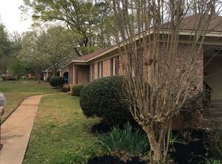 4422 Woodcrest Dr, Albany, GA 31721