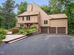 68 Mill Rd, Latham, NY 12110