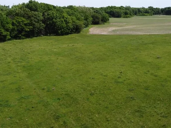 1347 Kentucky Rd, Princeton, KS 66078