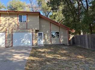 842 Bennett Ave, Colorado Springs, CO 80909