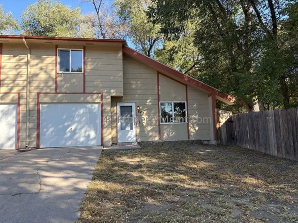 842 Bennett Ave, Colorado Springs, CO 80909