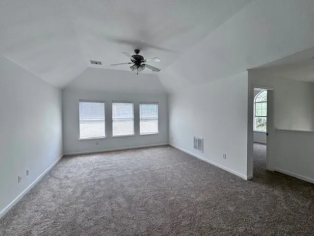1525 Fallcreek Ct — Photo 14