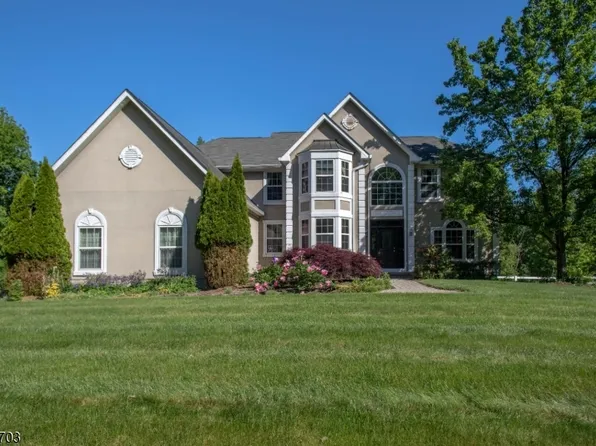 6 Eileen Dr, Wantage Twp., NJ 07461