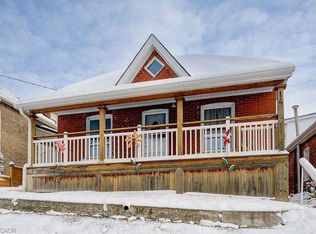 14 Grandview St, Brantford, ON N3R1Y4