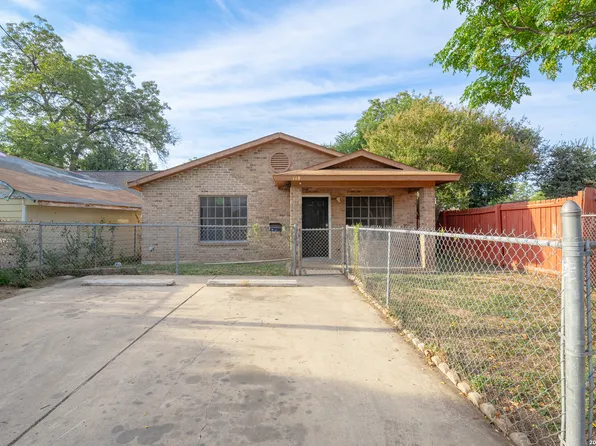 118 CALLES ST, San Antonio, TX 78207