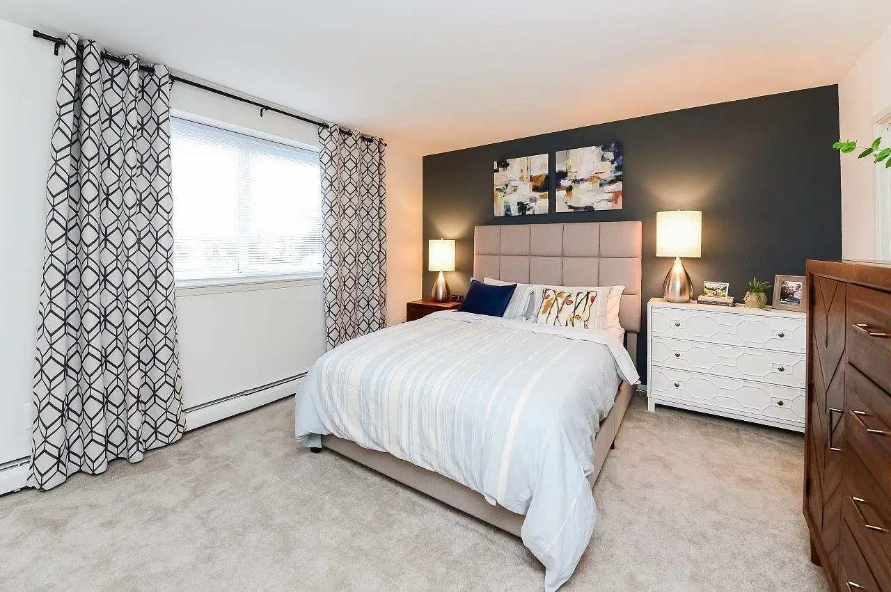Sherwood Crossing Apartments and Townhomes — Photo 4