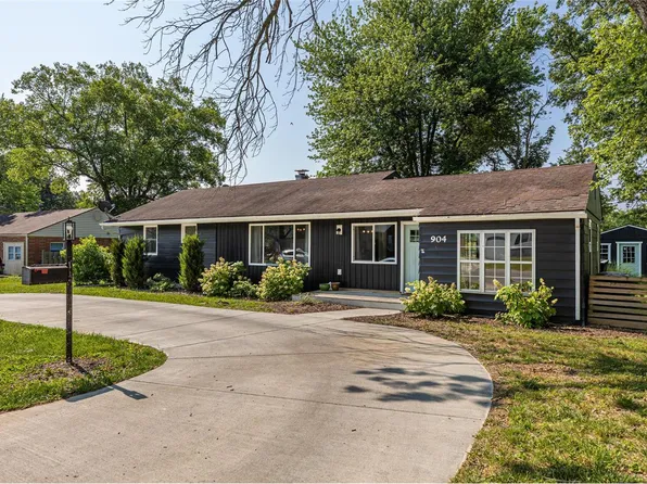 904 Durley St, Greenville, IL 62246