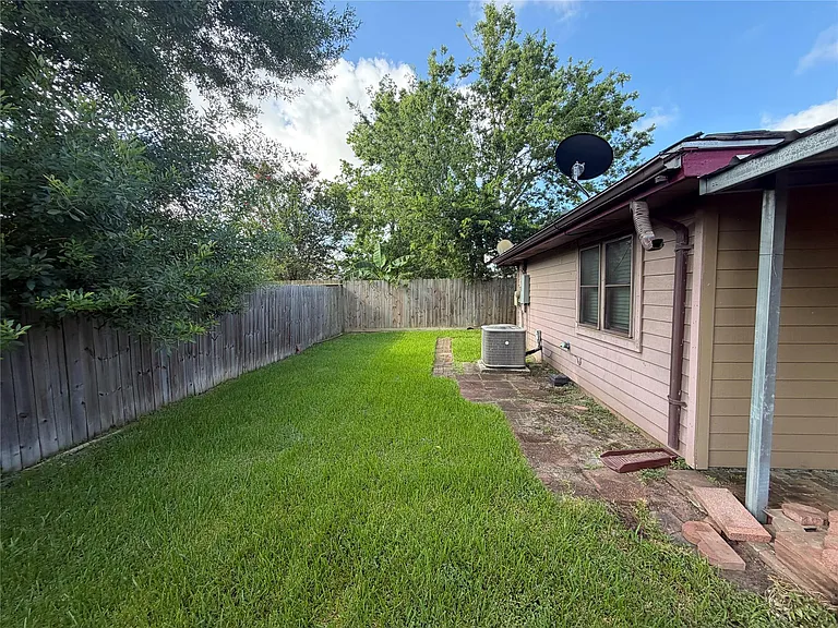 1423 Elkwood Dr — Photo 27