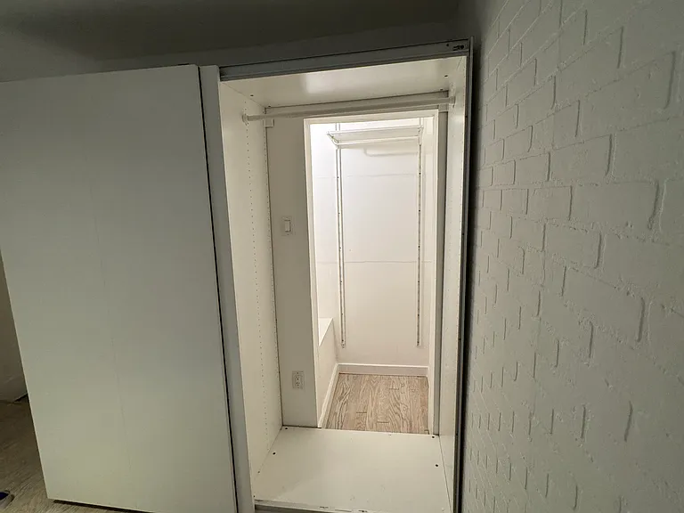 1639 S Hancock St — Photo 12