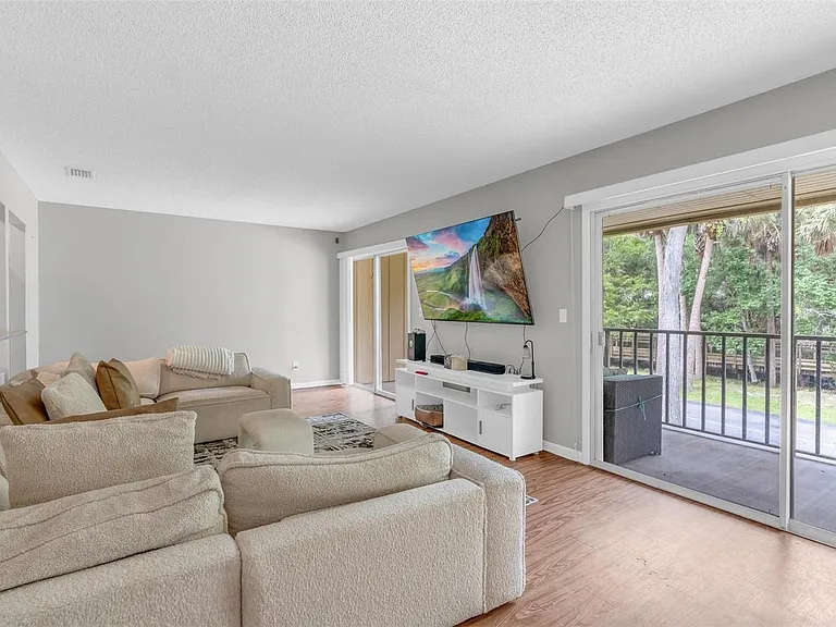 140 Orchid Woods Ct #15B — Photo 9