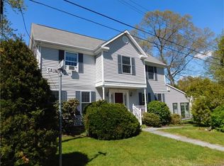 1 N Pine St, Niantic, CT 06357