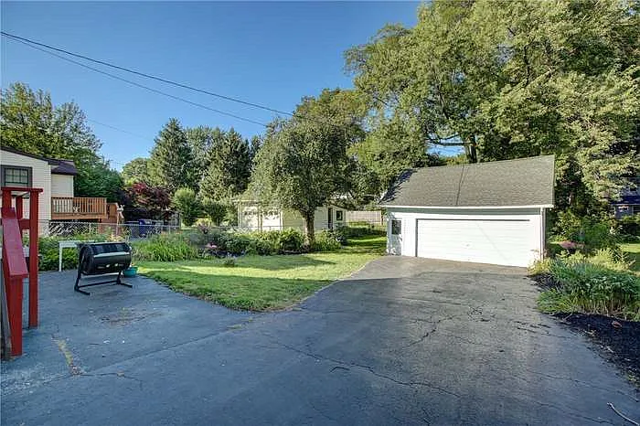 144 Deerfield Dr — Photo 40