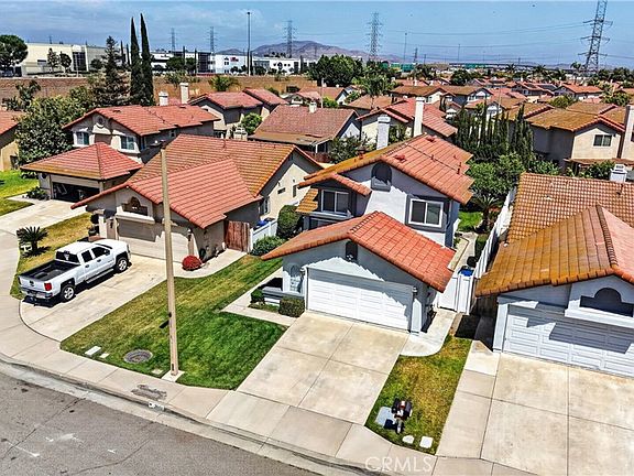 4th image of 2613 Eel River Pl