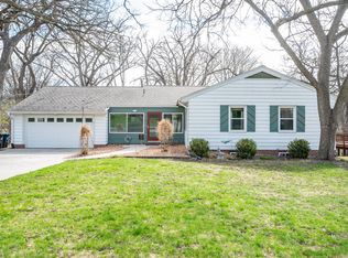 693 61st St, Des Moines, IA 50312