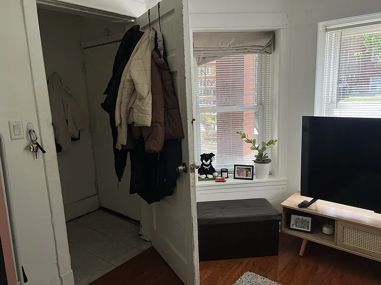 3241 N Lawndale Ave #1 — Photo 4