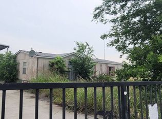 765 Geronimo Dr, Seguin, TX 78155