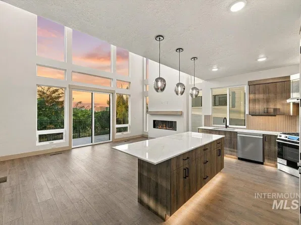 67 N Feather Reed Ave, Meridian, ID 83642