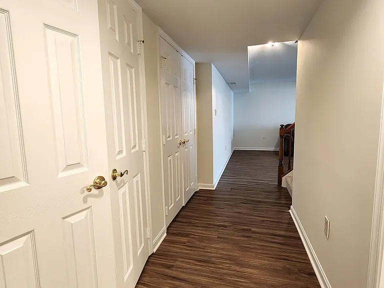 5965 Fairview Woods Dr — Photo 6