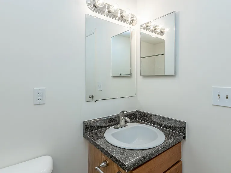Mattox Landing Apartments — Photo 29