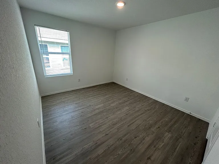 4206 Osmosis Dr — Photo 14