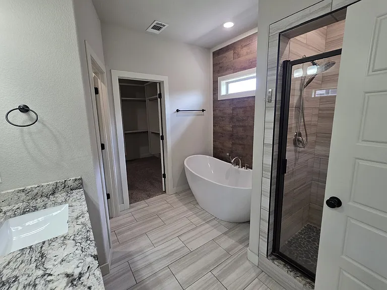 2905 Satinwood Cv — Photo 6