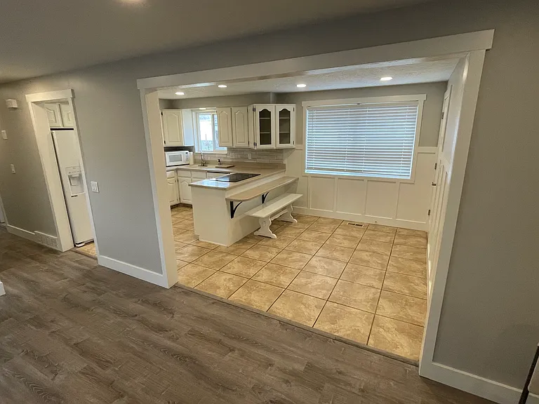 578 N 660 W — Photo 12