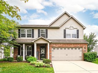 11093 Ellsworth Ln, Fishers, IN 46038