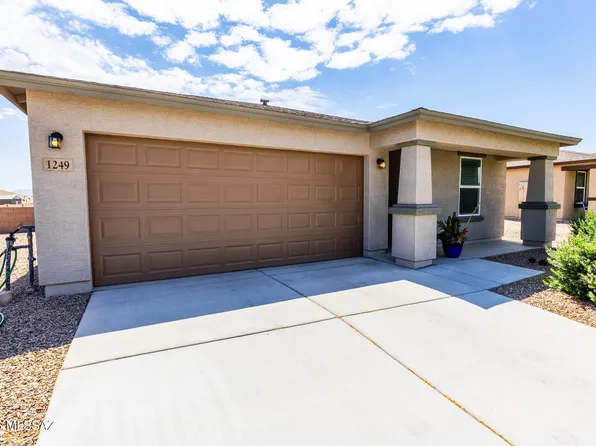 1249 S Lenora Loop, Benson, AZ 85602