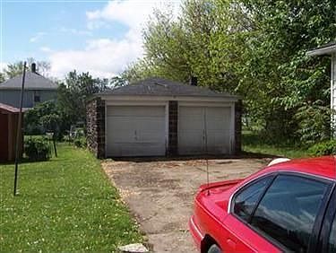 4th image of 787 Crandall Ave