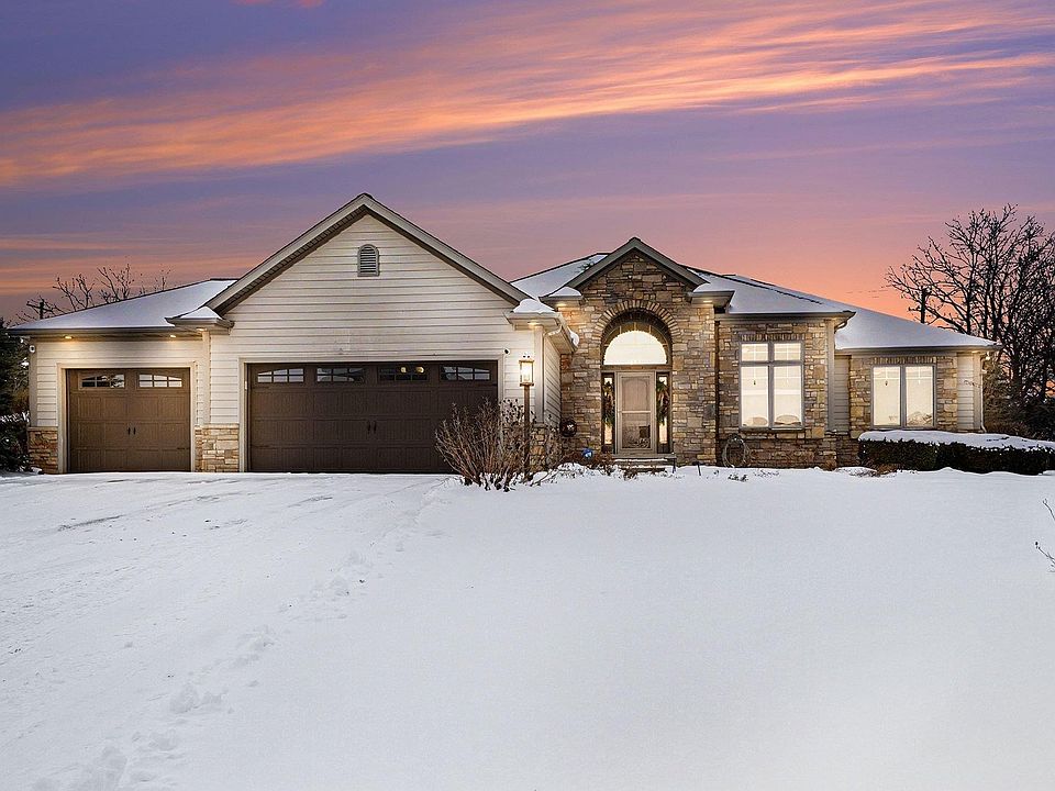1st image of 59589 Walton Dr