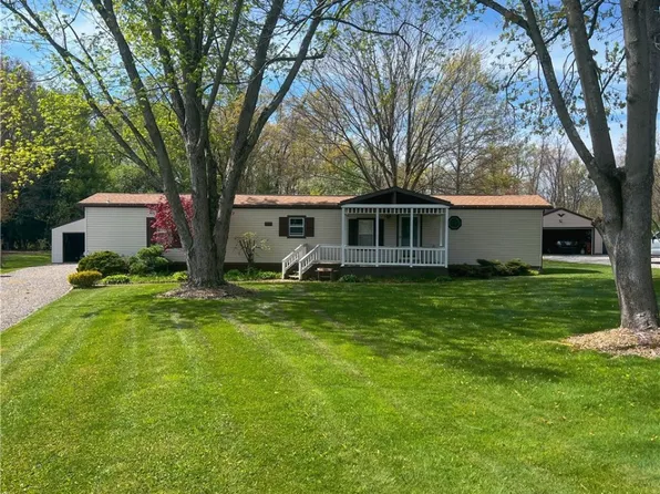 117 Pinehurst Rd, Darlington, PA 16115