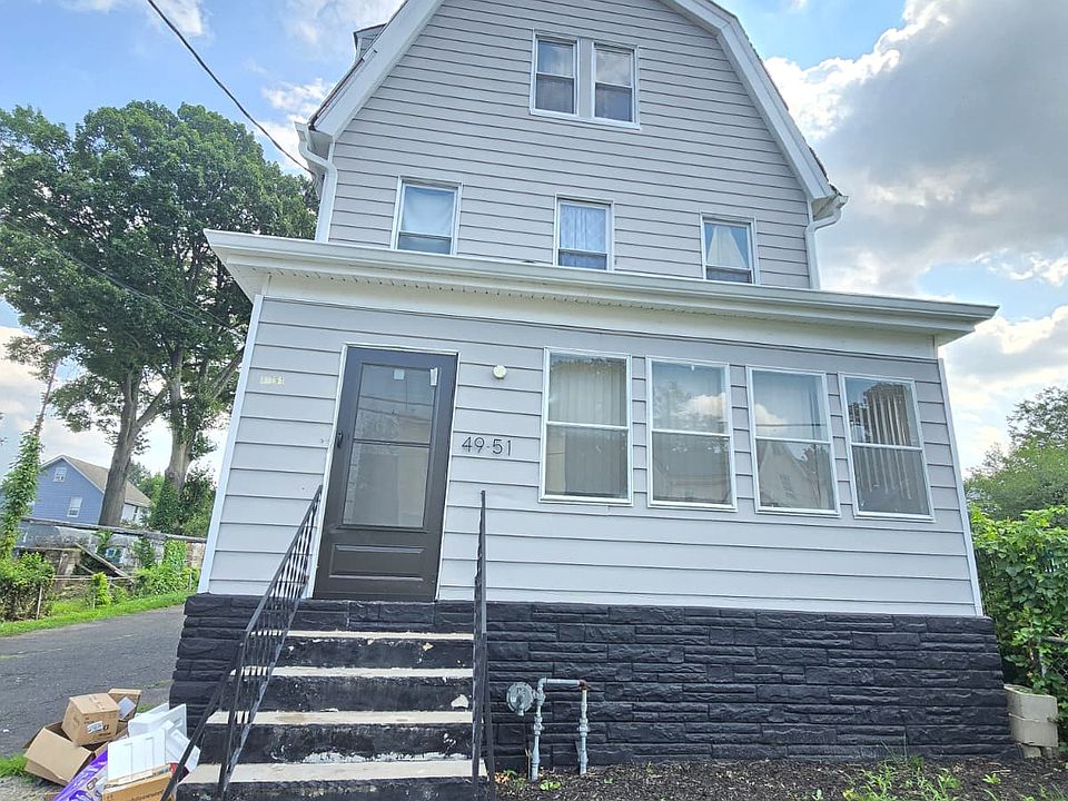 1st image of 49-51 Rosehill Pl #1