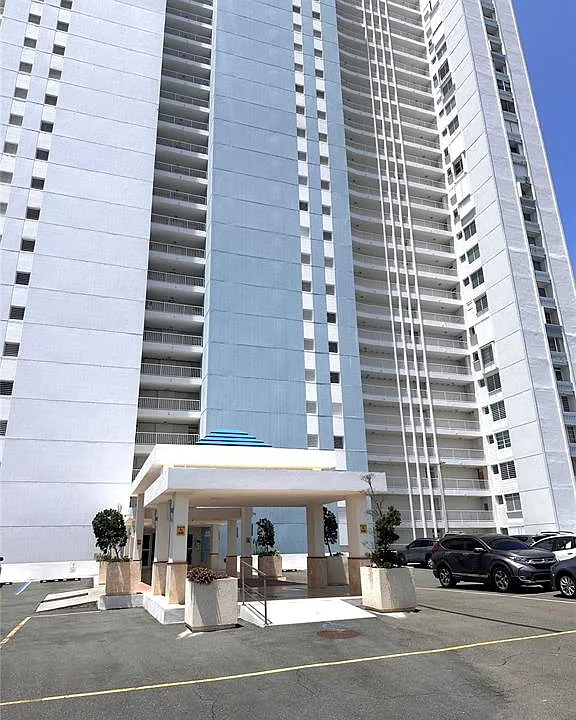 AVENIDA MARINA VIEW Dos Marinas Ii Condominium