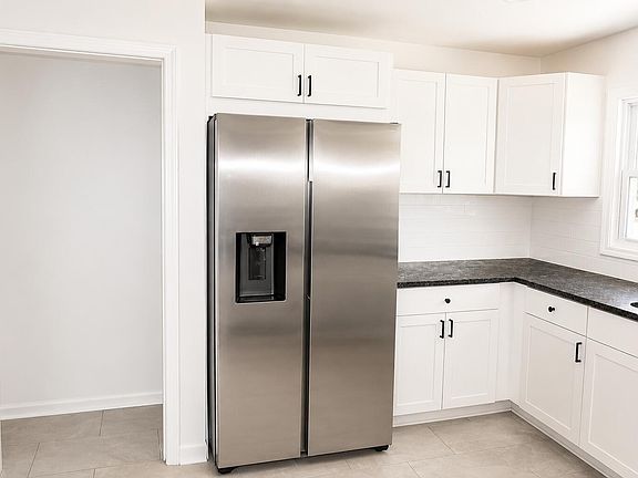 4th image of 3354 Mountainbrook Ave