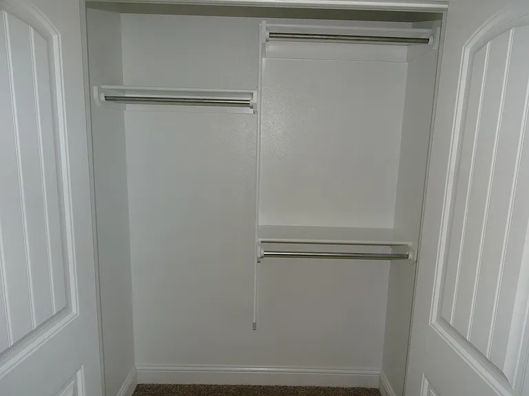 11107 Everett Ave — Photo 16
