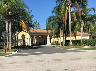 6345 Lexington Ct APT 101, Naples, FL 34110