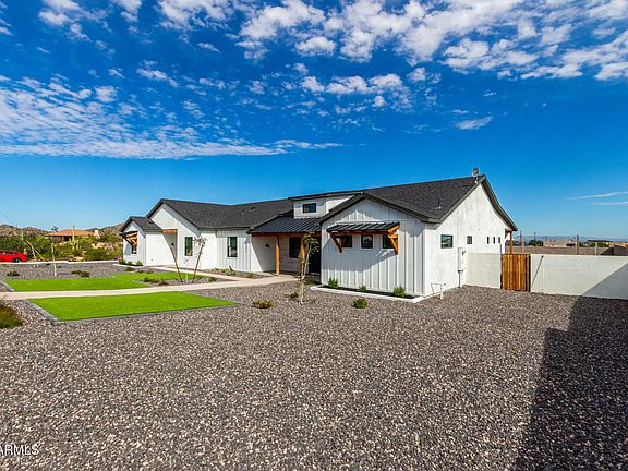 4th image of 28673 N THOMPSON Road