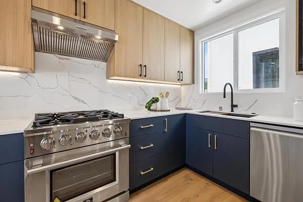 397 Mangels Ave — Photo 18