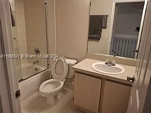 735 SW 148th Ave — Photo 11