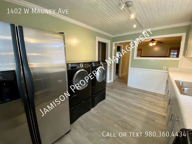 1402 W Mauney Ave — Photo 6