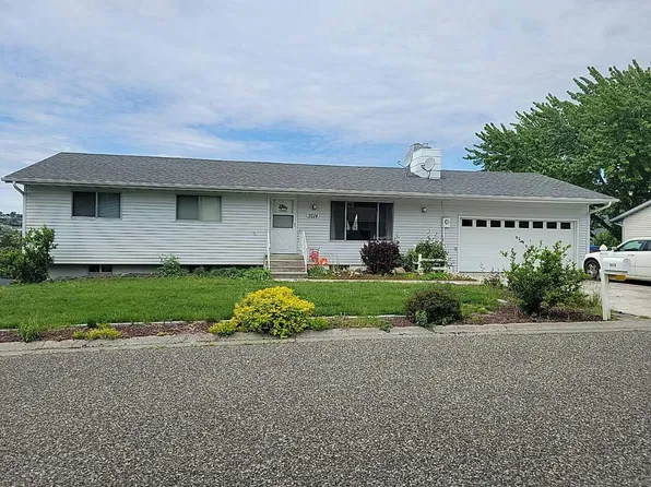 2614 Seaport Dr, Lewiston, ID 83501